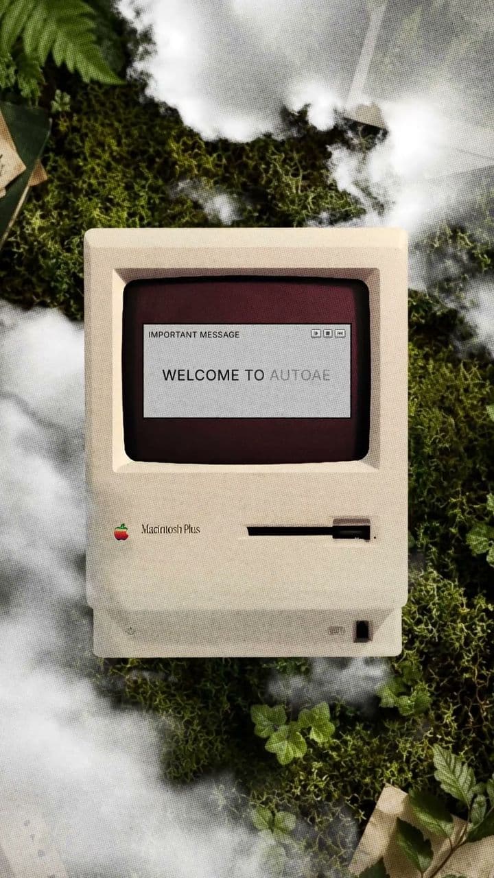 Retro Device Mockup Text Reveal Animation | Message Display